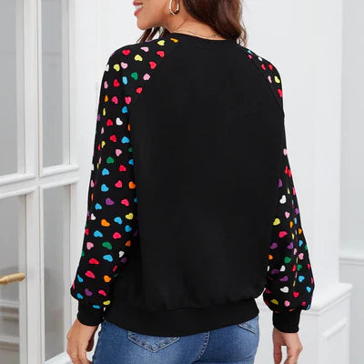 Blusa Preta com Detalhes de Coração